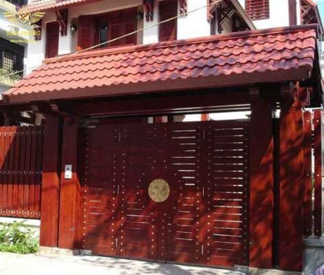 Tham khảo 30+ mẫu cổng gỗ 4 cánh đẹp 2022