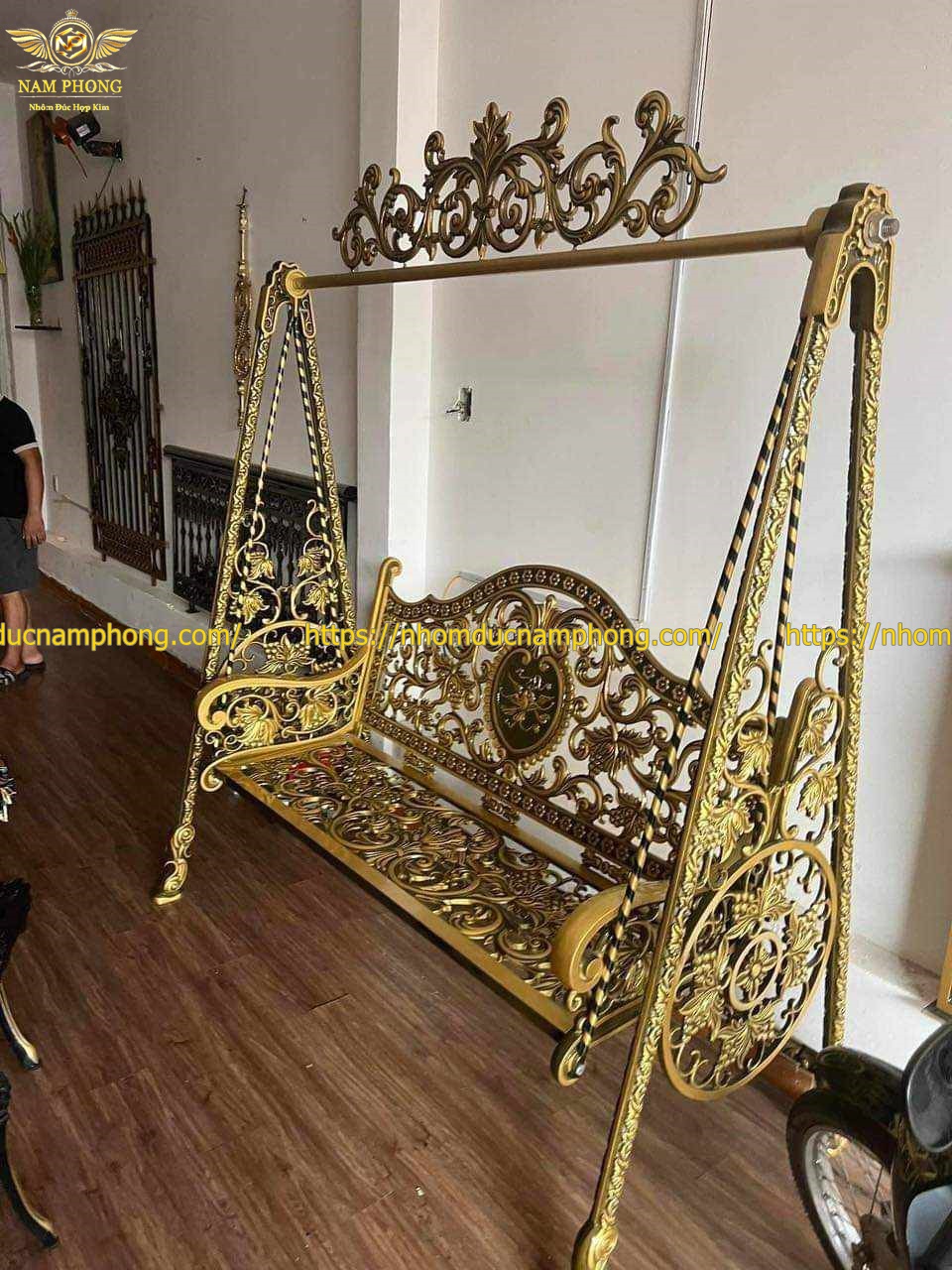 Top 10+ mẫu xích đu nhôm đúc đẹp ưa chuộng hiện nay 26 mẫu xích đu nhôm đúc