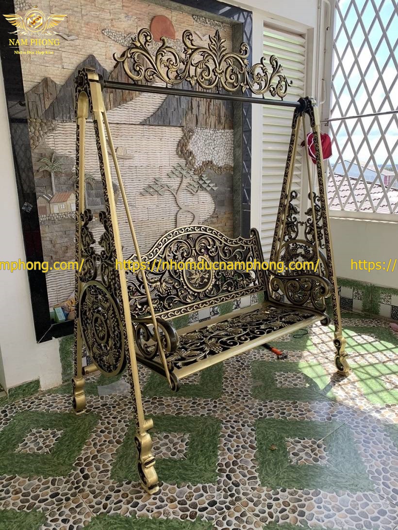 Top 10+ mẫu xích đu nhôm đúc đẹp ưa chuộng hiện nay 31 xich du nhom duc 36