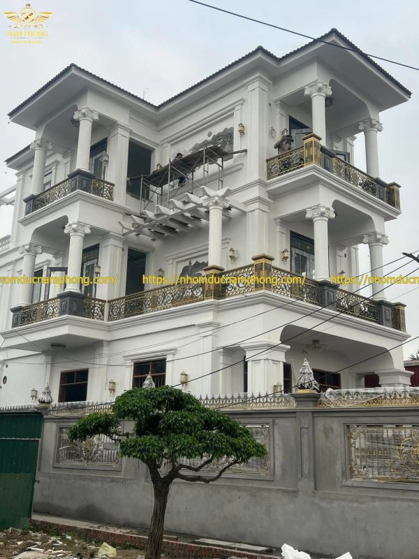 tường rào nhôm đúc