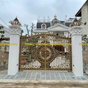 cổng nhôm đúc mạ vàng